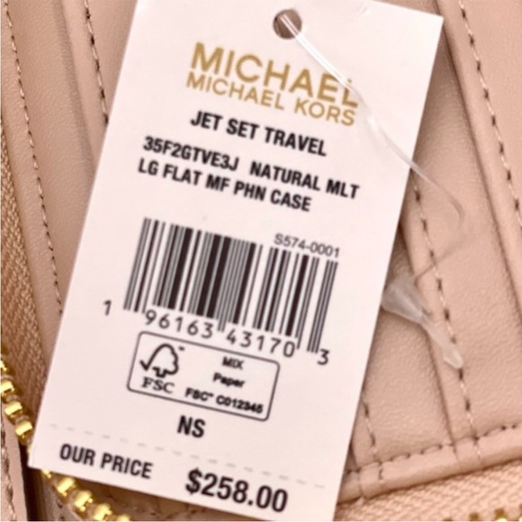 Michael Kors Jet Set Travel Wallet
Phone Case Wristlet Natural Multi Color - Picture 5 of 12